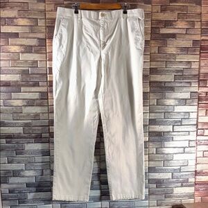 EUC Izod Salt Water Stretch Cream Chinos 38x32 Classic